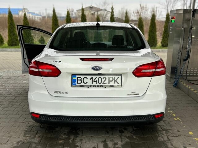 Білий Форд Фокус, об'ємом двигуна 2 л та пробігом 93 тис. км за 5800 $, фото 2 на Automoto.ua