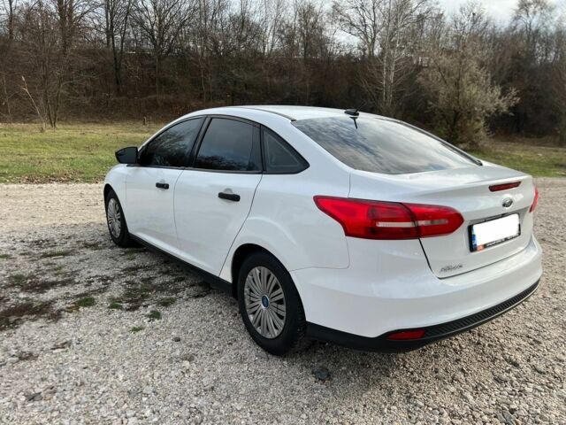 Білий Форд Фокус, об'ємом двигуна 2 л та пробігом 155 тис. км за 6999 $, фото 6 на Automoto.ua