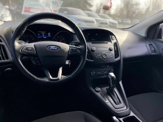 Білий Форд Фокус, об'ємом двигуна 2 л та пробігом 109 тис. км за 8200 $, фото 12 на Automoto.ua