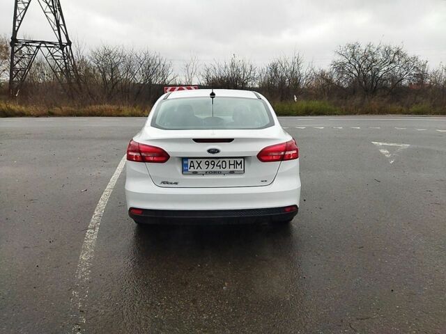Форд Фокус 2015 в Харькове на Automoto.ua Белый Форд Фокус, объемом двигателя 2 л и пробегом 119 тыс. км за 7700 $, фото 16 на Automoto.ua