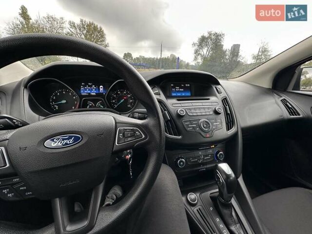 Форд Фокус 2015 в Запорожье на Automoto.ua Белый Форд Фокус, объемом двигателя 2 л и пробегом 150 тыс. км за 9900 $, фото 11 на Automoto.ua