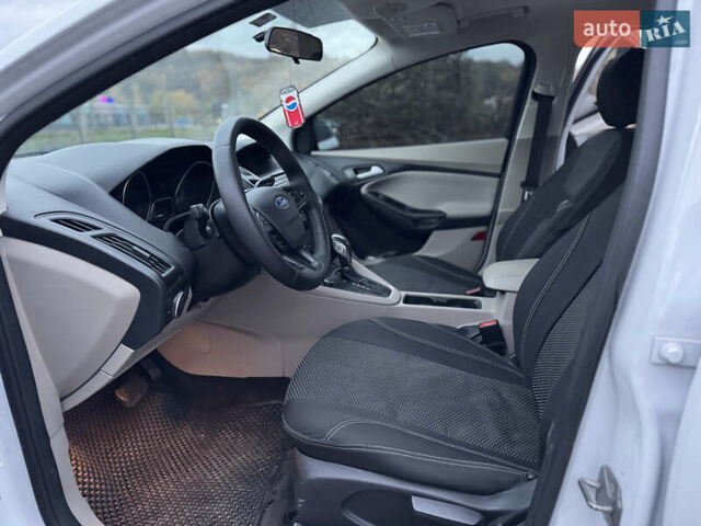 Форд Фокус 2015 в Полтаве на Automoto.ua Белый Форд Фокус, объемом двигателя 2 л и пробегом 345 тыс. км за 9800 $, фото 9 на Automoto.ua