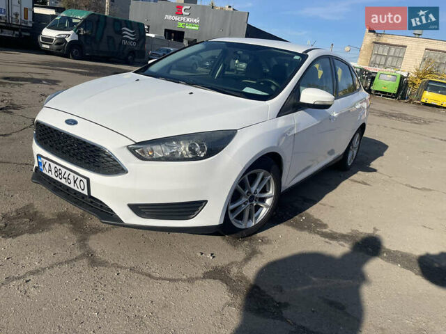 Белый Форд Фокус, объемом двигателя 2 л и пробегом 117 тыс. км за 8599 $, фото 5 на Automoto.ua