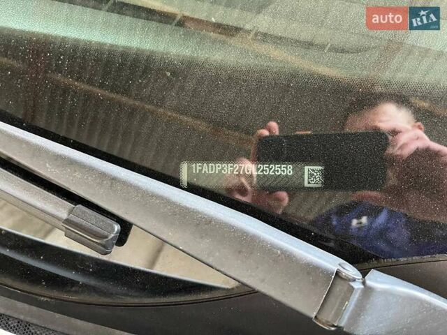 Белый Форд Фокус, объемом двигателя 2 л и пробегом 129 тыс. км за 7500 $, фото 24 на Automoto.ua