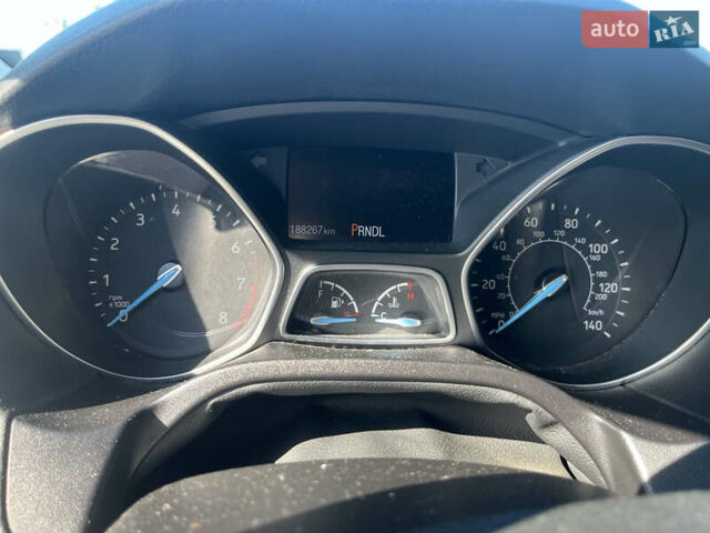 Белый Форд Фокус, объемом двигателя 2 л и пробегом 188 тыс. км за 6900 $, фото 11 на Automoto.ua