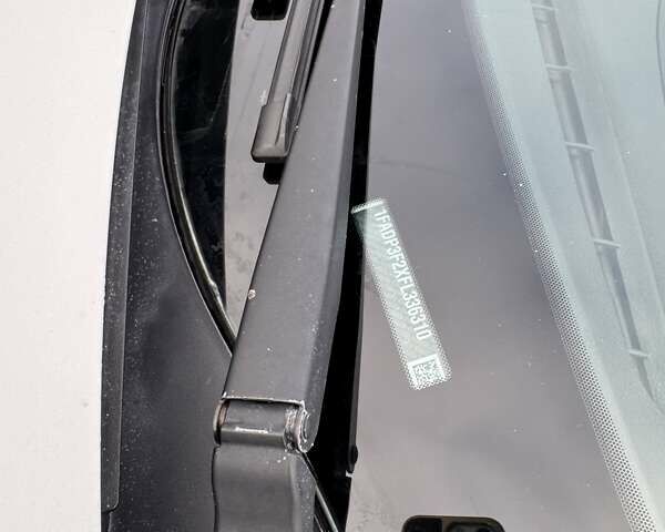 Белый Форд Фокус, объемом двигателя 2 л и пробегом 205 тыс. км за 8300 $, фото 48 на Automoto.ua