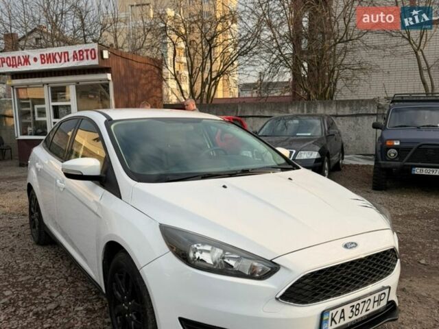 Білий Форд Фокус, об'ємом двигуна 2 л та пробігом 112 тис. км за 6750 $, фото 3 на Automoto.ua