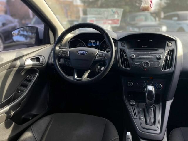 Білий Форд Фокус, об'ємом двигуна 2 л та пробігом 109 тис. км за 8200 $, фото 9 на Automoto.ua