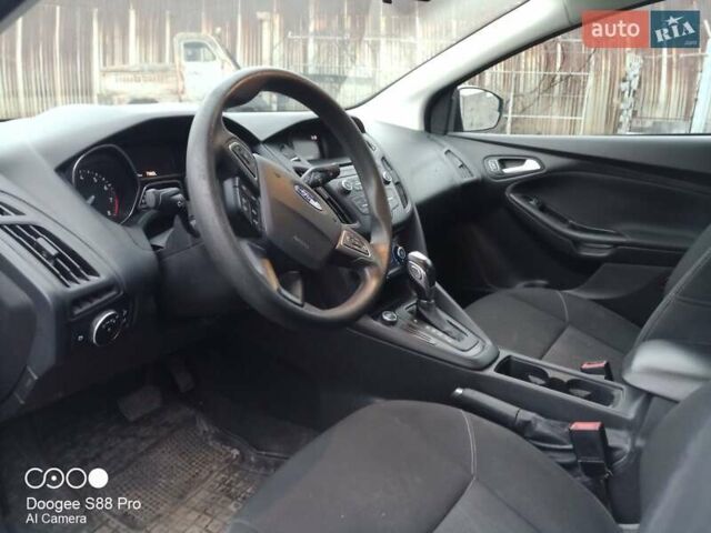 Белый Форд Фокус, объемом двигателя 2 л и пробегом 169 тыс. км за 8500 $, фото 11 на Automoto.ua