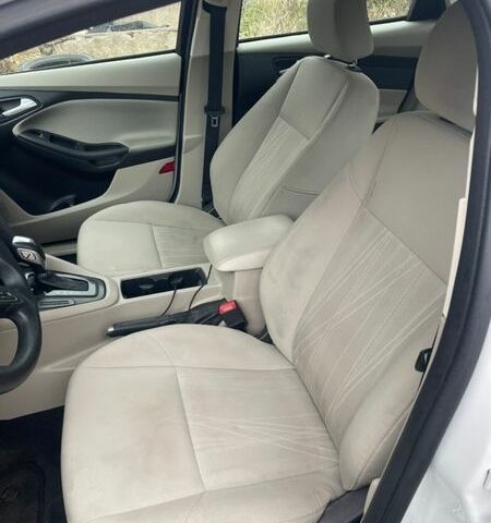 Білий Форд Фокус, об'ємом двигуна 2 л та пробігом 119 тис. км за 8500 $, фото 8 на Automoto.ua