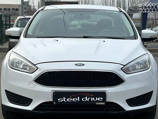 Белый Форд Фокус, объемом двигателя 2.01 л и пробегом 160 тыс. км за 8499 $, фото 1 на Automoto.ua