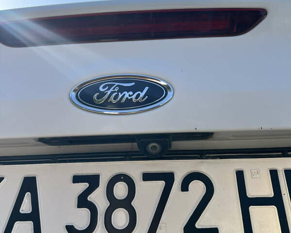 Форд Фокус 2015 у Чернігові на Automoto.ua Білий Форд Фокус, об'ємом двигуна 2 л та пробігом 109 тис. км за 8700 $, фото 4 на Automoto.ua