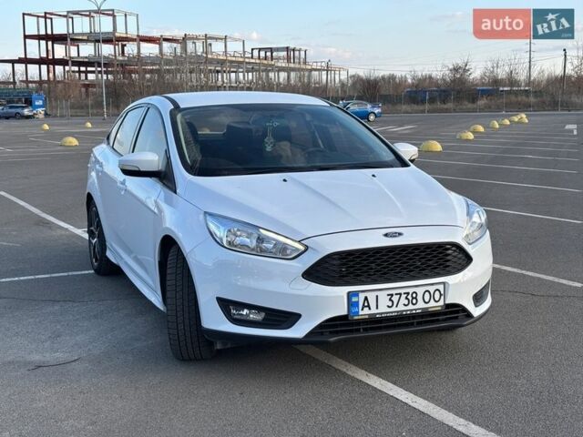 Белый Форд Фокус, объемом двигателя 2 л и пробегом 182 тыс. км за 8400 $, фото 18 на Automoto.ua
