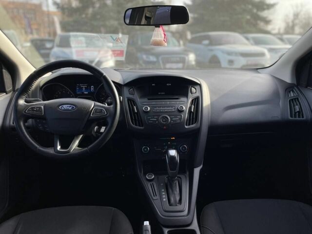 Білий Форд Фокус, об'ємом двигуна 2 л та пробігом 109 тис. км за 8200 $, фото 16 на Automoto.ua