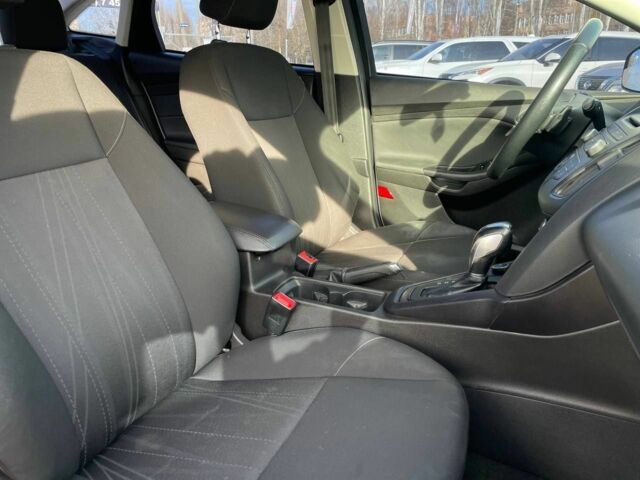 Білий Форд Фокус, об'ємом двигуна 2 л та пробігом 109 тис. км за 8200 $, фото 18 на Automoto.ua