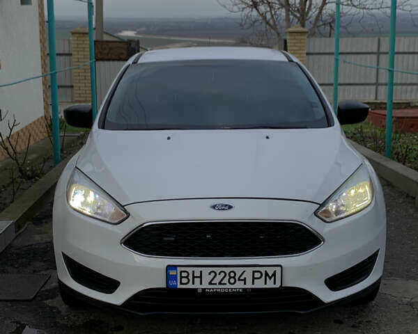 Белый Форд Фокус, объемом двигателя 2 л и пробегом 195 тыс. км за 8200 $, фото 9 на Automoto.ua
