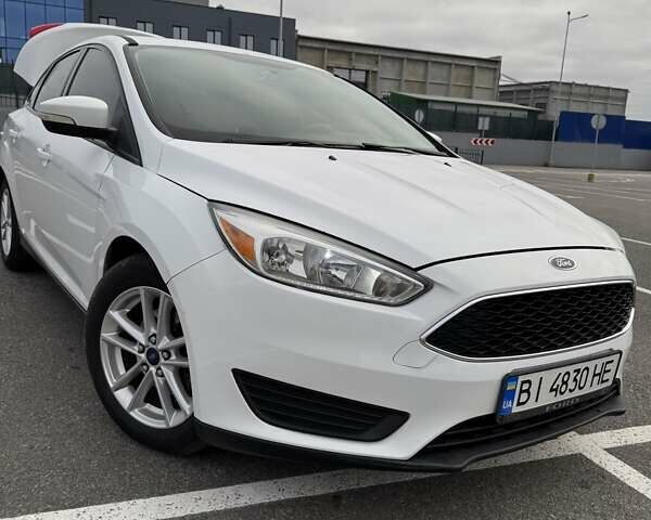 Белый Форд Фокус, объемом двигателя 2 л и пробегом 205 тыс. км за 8300 $, фото 6 на Automoto.ua