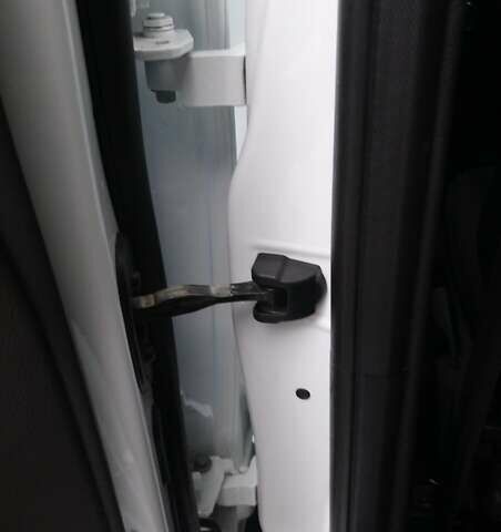 Белый Форд Фокус, объемом двигателя 1.6 л и пробегом 45 тыс. км за 10700 $, фото 17 на Automoto.ua