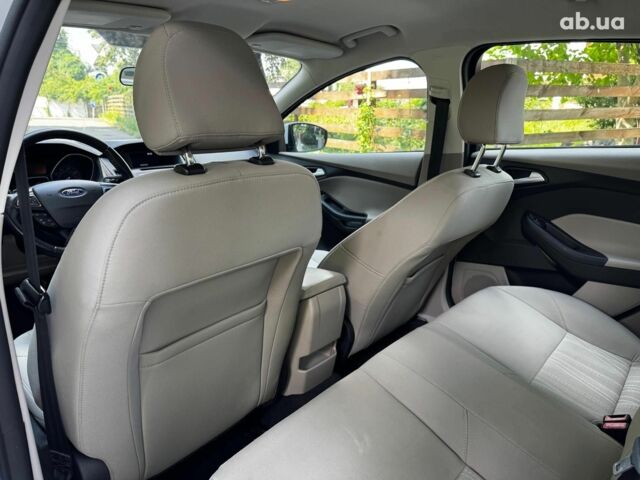 Белый Форд Фокус, объемом двигателя 2 л и пробегом 77 тыс. км за 9190 $, фото 20 на Automoto.ua