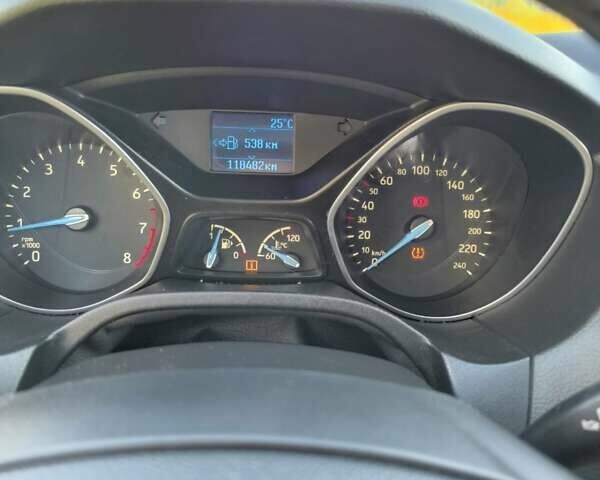 Форд Фокус 2016 у Житомирі на Automoto.ua Білий Форд Фокус, об'ємом двигуна 1.6 л та пробігом 119 тис. км за 8500 $, фото 11 на Automoto.ua