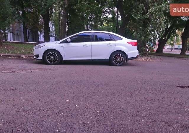 Белый Форд Фокус, объемом двигателя 1.6 л и пробегом 45 тыс. км за 10700 $, фото 26 на Automoto.ua