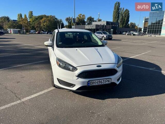 Форд Фокус 2016 в Одессе на Automoto.ua Белый Форд Фокус, объемом двигателя 2 л и пробегом 117 тыс. км за 8600 $, фото 3 на Automoto.ua