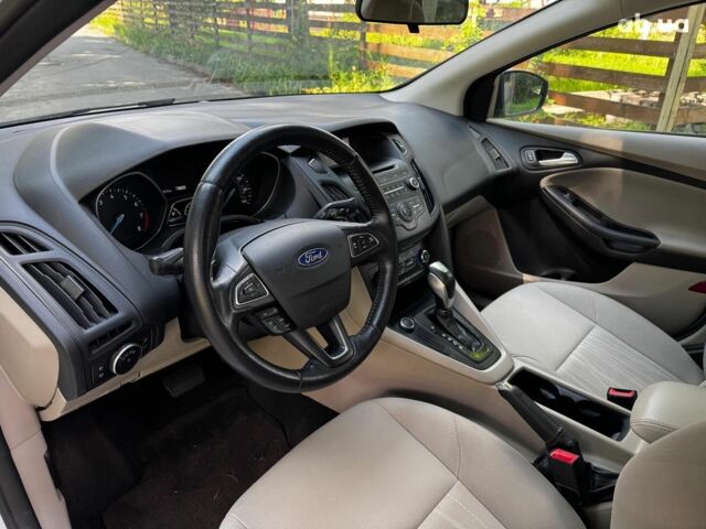 Белый Форд Фокус, объемом двигателя 2 л и пробегом 77 тыс. км за 9190 $, фото 9 на Automoto.ua