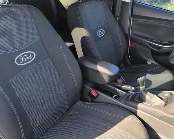 Форд Фокус 2016 у Житомирі на Automoto.ua Білий Форд Фокус, об'ємом двигуна 1.6 л та пробігом 119 тис. км за 8500 $, фото 13 на Automoto.ua
