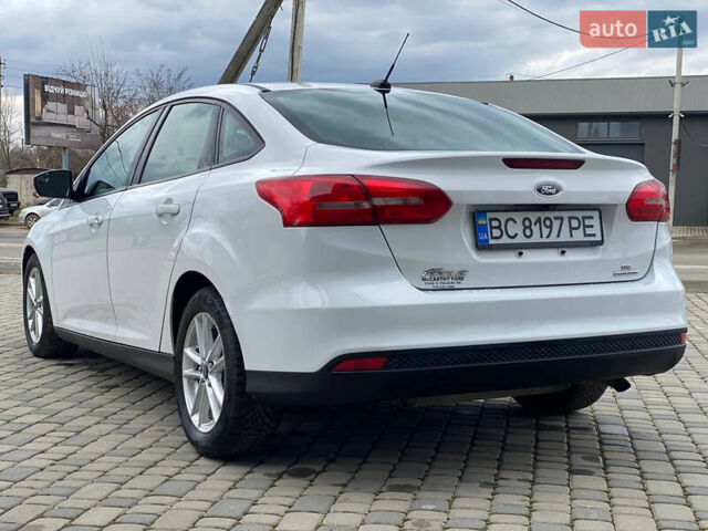 Білий Форд Фокус, об'ємом двигуна 2 л та пробігом 167 тис. км за 8700 $, фото 6 на Automoto.ua