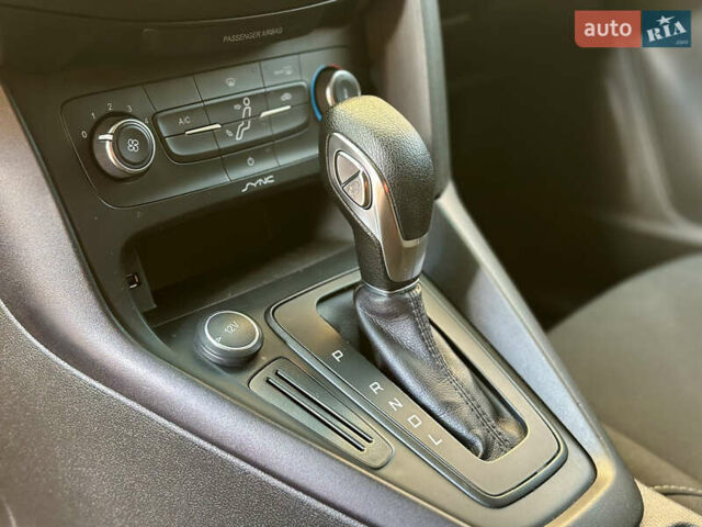 Форд Фокус 2016 в Одессе на Automoto.ua Белый Форд Фокус, объемом двигателя 2 л и пробегом 77 тыс. км за 7500 $, фото 15 на Automoto.ua