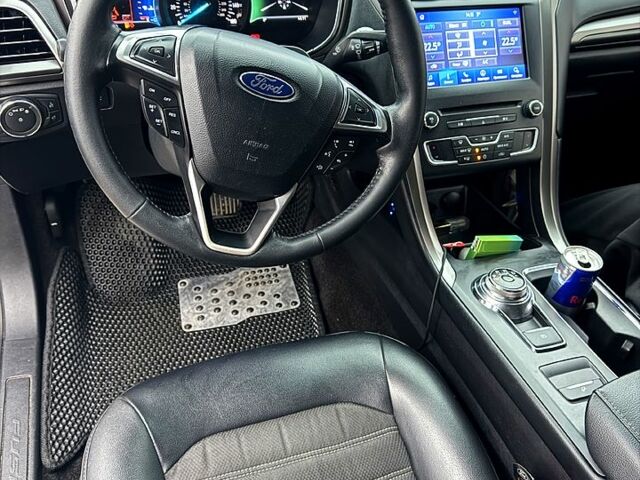 Білий Форд Фокус, об'ємом двигуна 2.5 л та пробігом 200 тис. км за 11500 $, фото 9 на Automoto.ua