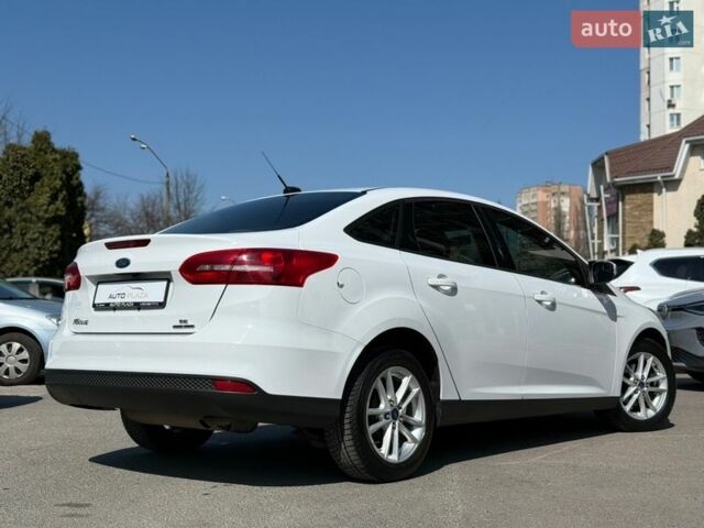 Белый Форд Фокус, объемом двигателя 2 л и пробегом 202 тыс. км за 7900 $, фото 15 на Automoto.ua