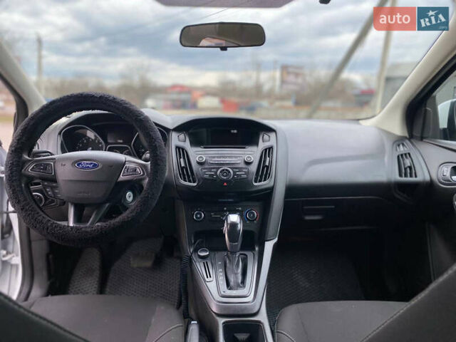 Білий Форд Фокус, об'ємом двигуна 2 л та пробігом 167 тис. км за 8700 $, фото 1 на Automoto.ua