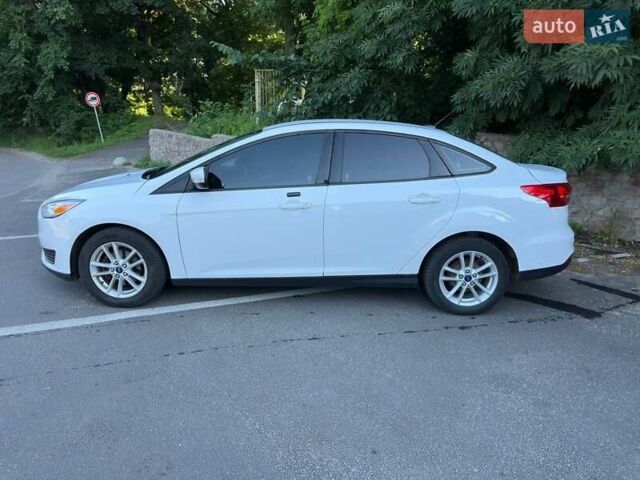 Білий Форд Фокус, об'ємом двигуна 2 л та пробігом 230 тис. км за 7500 $, фото 2 на Automoto.ua