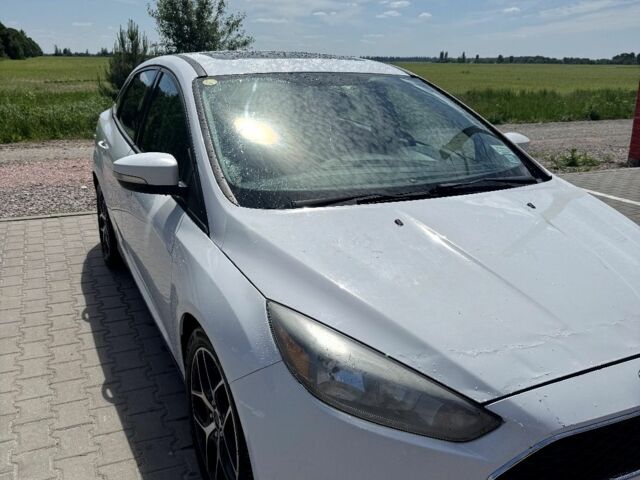 Белый Форд Фокус, объемом двигателя 2 л и пробегом 240 тыс. км за 7000 $, фото 18 на Automoto.ua