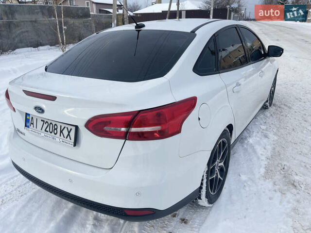 Форд Фокус 2017 в Киеве на Automoto.ua Белый Форд Фокус, объемом двигателя 2 л и пробегом 88 тыс. км за 11000 $, фото 5 на Automoto.ua