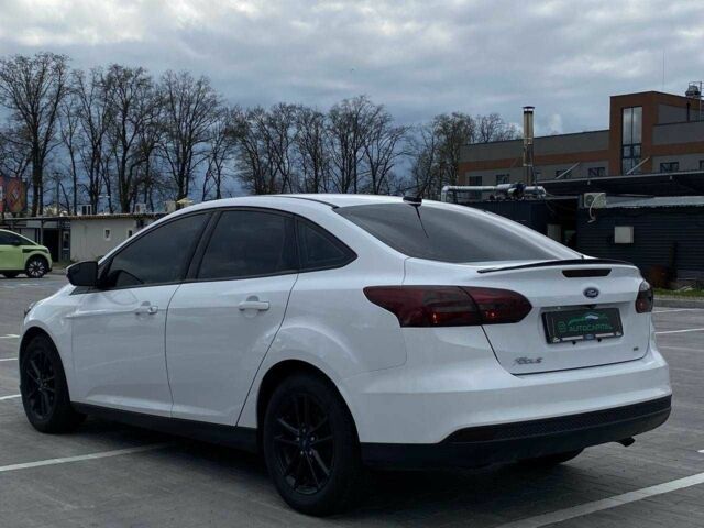 Білий Форд Фокус, об'ємом двигуна 2 л та пробігом 114 тис. км за 9090 $, фото 8 на Automoto.ua