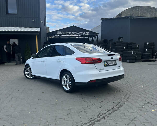 Белый Форд Фокус, объемом двигателя 1.6 л и пробегом 61 тыс. км за 8900 $, фото 3 на Automoto.ua