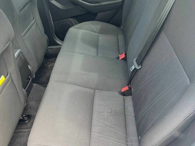 Белый Форд Фокус, объемом двигателя 2 л и пробегом 240 тыс. км за 7000 $, фото 3 на Automoto.ua