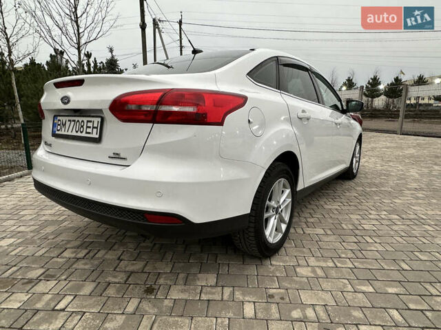 Белый Форд Фокус, объемом двигателя 2 л и пробегом 117 тыс. км за 7900 $, фото 3 на Automoto.ua