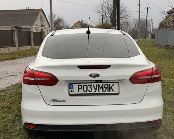 Белый Форд Фокус, объемом двигателя 2 л и пробегом 139 тыс. км за 8500 $, фото 3 на Automoto.ua