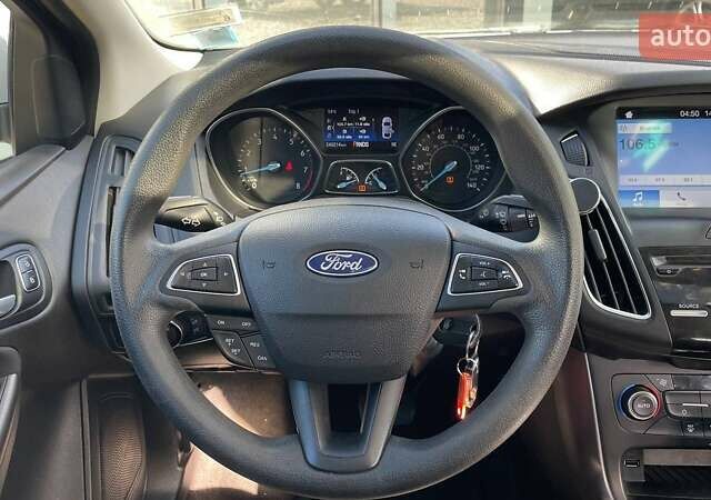 Белый Форд Фокус, объемом двигателя 2 л и пробегом 240 тыс. км за 8290 $, фото 17 на Automoto.ua