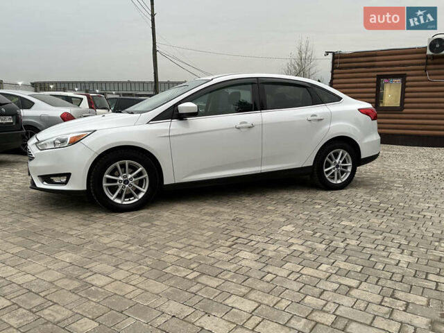 Белый Форд Фокус, объемом двигателя 2 л и пробегом 117 тыс. км за 7900 $, фото 1 на Automoto.ua