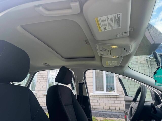 Белый Форд Фокус, объемом двигателя 2 л и пробегом 240 тыс. км за 7000 $, фото 8 на Automoto.ua