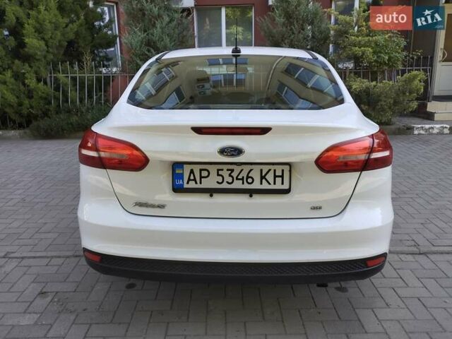 Форд Фокус 2017 у Запоріжжя на Automoto.ua Білий Форд Фокус, об'ємом двигуна 2 л та пробігом 58 тис. км за 9600 $, фото 4 на Automoto.ua