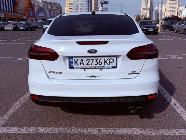Белый Форд Фокус, объемом двигателя 2 л и пробегом 110 тыс. км за 6900 $, фото 3 на Automoto.ua