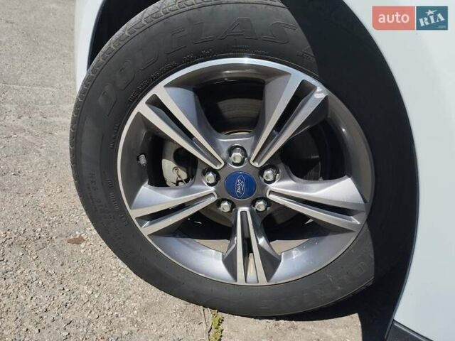Форд Фокус 2017 у Запоріжжя на Automoto.ua Білий Форд Фокус, об'ємом двигуна 2 л та пробігом 58 тис. км за 9600 $, фото 33 на Automoto.ua