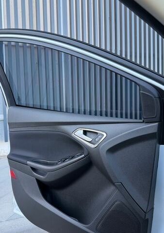 Білий Форд Фокус, об'ємом двигуна 1.6 л та пробігом 67 тис. км за 10700 $, фото 12 на Automoto.ua