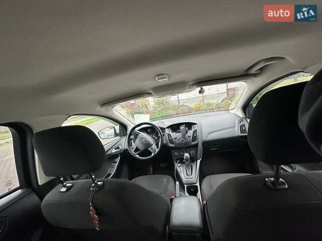 Білий Форд Фокус, об'ємом двигуна 2 л та пробігом 116 тис. км за 7850 $, фото 7 на Automoto.ua