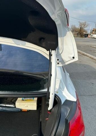 Білий Форд Фокус, об'ємом двигуна 1.6 л та пробігом 97 тис. км за 9500 $, фото 14 на Automoto.ua